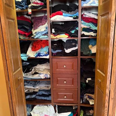 Sale Photo Thumbnail #579