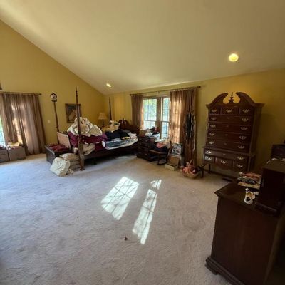 Sale Photo Thumbnail #583