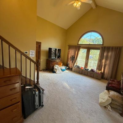 Sale Photo Thumbnail #582
