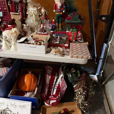 Sale Photo Thumbnail #181