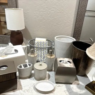 Sale Photo Thumbnail #114