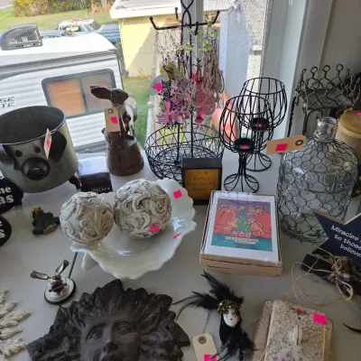 Sale Photo Thumbnail #419