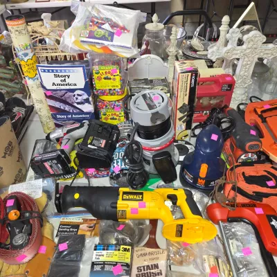 Sale Photo Thumbnail #205