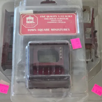 Sale Photo Thumbnail #303
