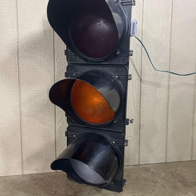 Sale Photo Thumbnail #352: Polycarbonate 3-Lens Traffic Light