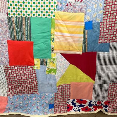 Sale Photo Thumbnail #402: American Cotton Patchwork Quilt