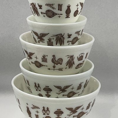 Sale Photo Thumbnail #495: Pyrex Early American Milk Glass Bowls