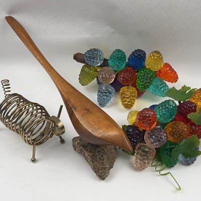 Sale Photo Thumbnail #515: Glass Grapes, Wood Bird & Organizer