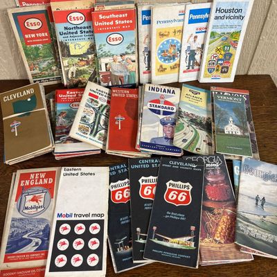 Sale Photo Thumbnail #503: Oil Company & State Road Maps