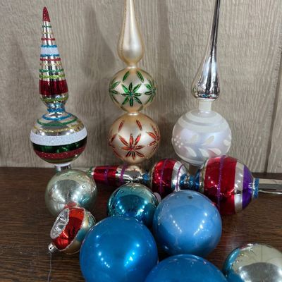 Sale Photo Thumbnail #396: Mercury Glass Toppers & Ornaments