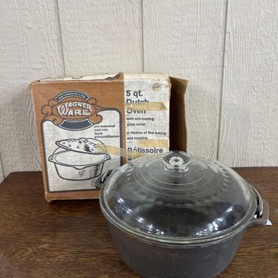 Sale Photo Thumbnail #103: Wagner Ware Dutch Oven with Lid