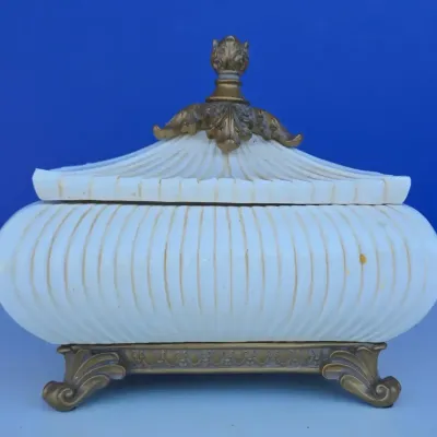 White & Gold Ribbed Decorative Ceramic Box