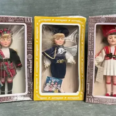 3 Vintage Effanbee Wonderful World International Costume Dolls