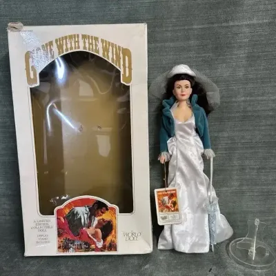 1989 World Doll Scarlett O’Hara #71166 w/ Box & Parasol GWTW