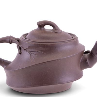 Sale Photo Thumbnail #237: Signed Antique Chinese Yixing Teapot