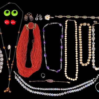 Sale Photo Thumbnail #485: Vintage Estate and Costume Jewelry