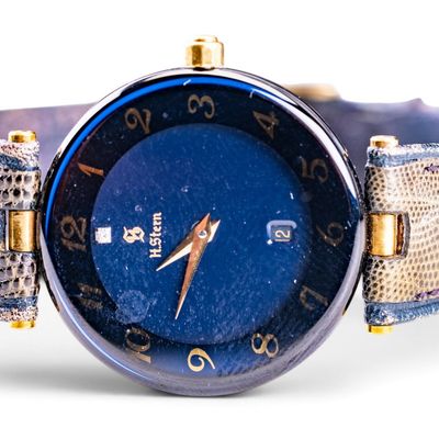 Sale Photo Thumbnail #608: H. Stern Safira Collection Watch