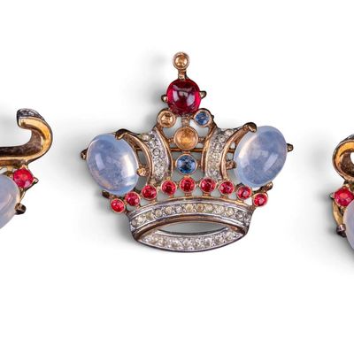Sale Photo Thumbnail #340: Crown Trifari Alfred Philippe Brooch and Earrings