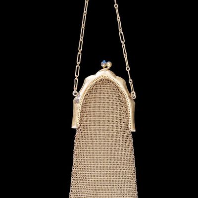 Sale Photo Thumbnail #478: Antique Art Deco Mesh Coin Purse