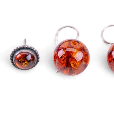 Sale Photo Thumbnail #445: Sterling and Amber Earrings