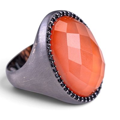 Sale Photo Thumbnail #649: 18k Gold Roberto Coin Orange Cabochon Ring