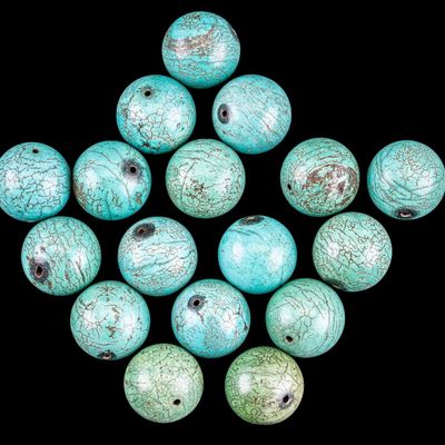 Sale Photo Thumbnail #522: Genuine Large Round Turquoise Beads