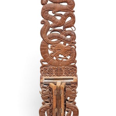 Sale Photo Thumbnail #7: Anglo-Chinese Carved "Spinning" Type Hall Chair
