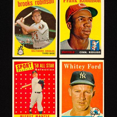 Sale Photo Thumbnail #218: Mickey Mantle And Other 1950's Baseball Cards