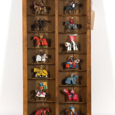 Sale Photo Thumbnail #45: Display of Mounted Knights by Del Prado