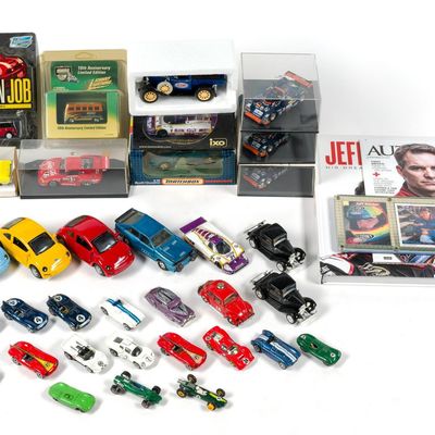 Sale Photo Thumbnail #155: 34 Toy Cars incl Matchbox and Jeff Gordon Memorabilia