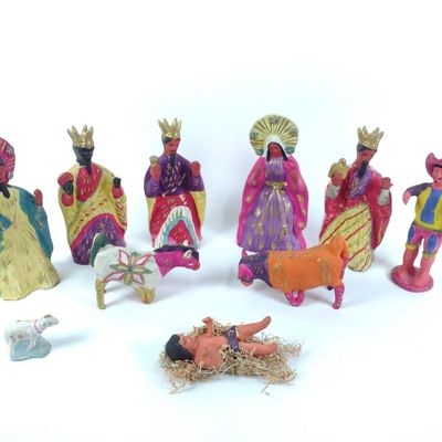 Sale Photo Thumbnail #83: 10 Piece Mexican Pottery Folk Art Nativity Scene