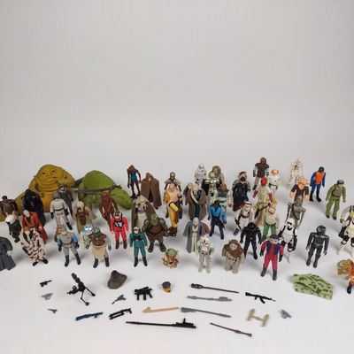 Sale Photo Thumbnail #18: Star Wars Figurines