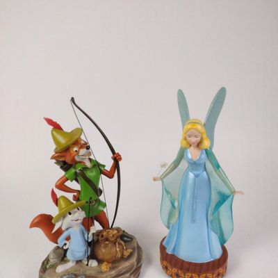 Sale Photo Thumbnail #60: 2 The Art of Disney Theme Parks Figures