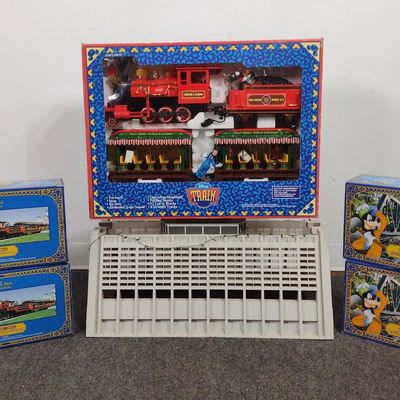 Sale Photo Thumbnail #57: Disney World Theme Park Collection Train Set and Accessories