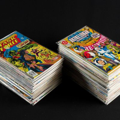 Sale Photo Thumbnail #243: 97 Vintage DC Comics incl. Justice League America
