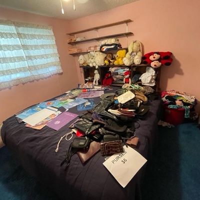 Sale Photo Thumbnail #47
