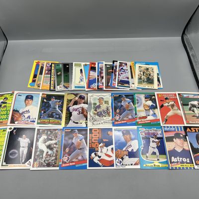 (45) Nolan Ryan Baseball Cards - Varying Conditions