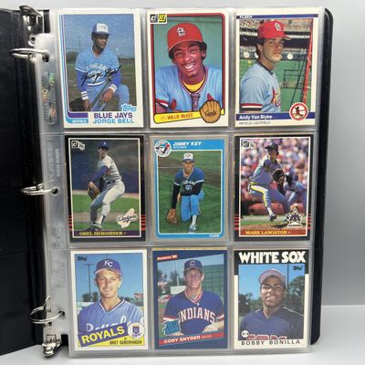 Binder of (115+) Assorted Baseball Rookie & Early Cards w/ Stars - Derek Jeter, Barry Bonds, Bo Jackson, & More