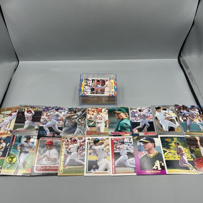 (75) Mark McGwire Baseball Cards - Varying Conditions