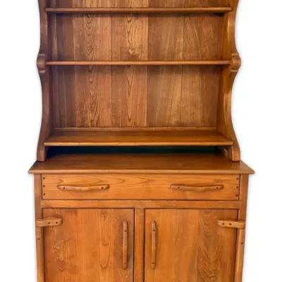 Primitive wooden two piece hutch