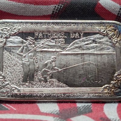 1 Oz. .999 FINE SILVER Father's Day Designed Art Bar