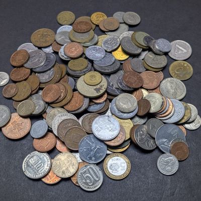 1.5 Lbs. of Various Vintage & Modern World Coins
