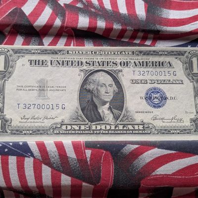 Sale Photo Thumbnail #32: 1935-E Series U.S. $1 Silver Certificate - Crisp Unc