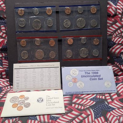 Sale Photo Thumbnail #136: 1992 P&D & 1998 P&D U.S. Mint Uncirculated Sets In OGP w/ COA