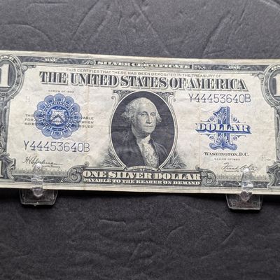 Sale Photo Thumbnail #115: 1923 Series U.S. $1 Horse Blanket Silver Certificate