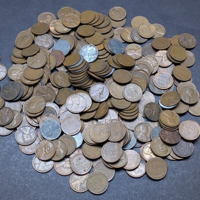 Sale Photo Thumbnail #100: (270+) Assorted Unsearched Lincoln Wheat Cents