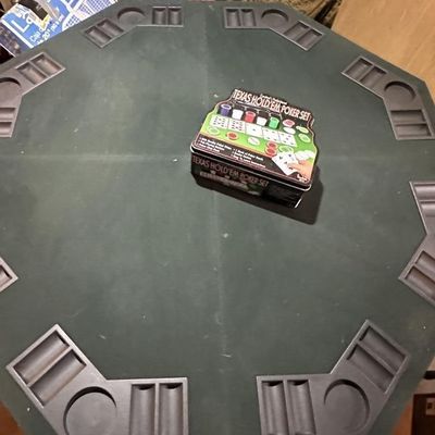 Sale Photo Thumbnail #72: Poker Lot