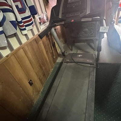 Sale Photo Thumbnail #125: NordicTrack T6.1 Folding Treadmill
