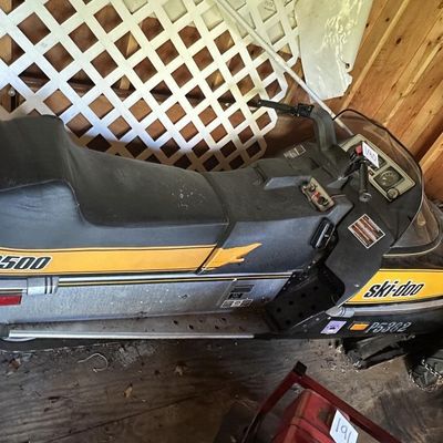 Sale Photo Thumbnail #186: 1982 Ski-Doo Blizzard 9500 Snowmobile