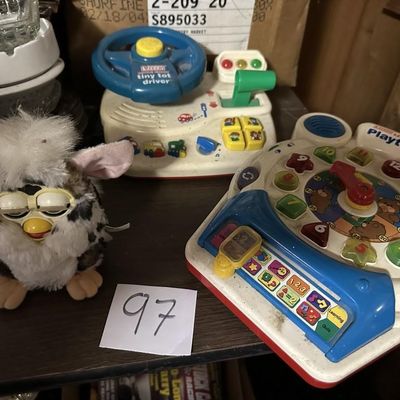 Sale Photo Thumbnail #94: Vintage Toy Lot